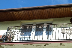 90